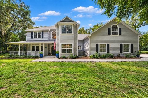 House in Port Orange, Florida 5 bedrooms, 404.22 sq.m. № 2393855 - photo 14