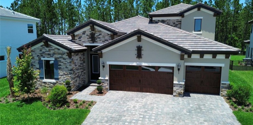 Villa ou maison à Zephyrhills, Floride 4 chambres, 291.53 m2 № 1787756