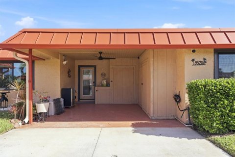 Condominio en venta en Bradenton, Florida, 2 dormitorios, 120.4 m2 № 2147739 - foto 13