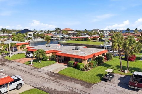 Condominio en venta en Bradenton, Florida, 2 dormitorios, 120.4 m2 № 2147739 - foto 10