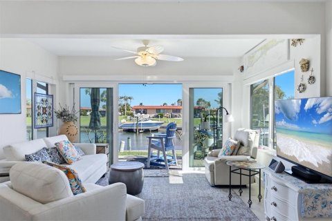 Condominio en venta en Bradenton, Florida, 2 dormitorios, 120.4 m2 № 2147739 - foto 3