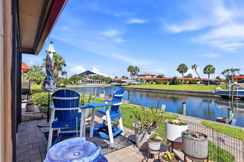 Condominio en Bradenton, Florida, 2 dormitorios № 2147739