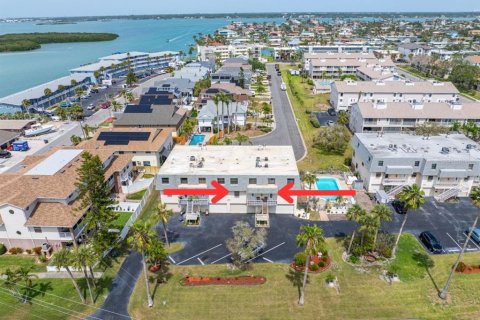 Copropriété à vendre à Treasure Island, Floride: 3 chambres, 169.08 m2 № 1648064 - photo 4