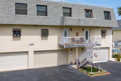 Copropriété à vendre à Treasure Island, Floride: 3 chambres, 169.08 m2 № 1648064 - photo 2