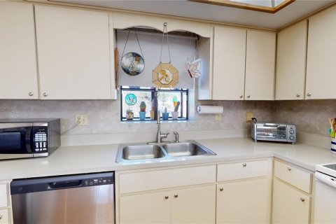 Copropriété à vendre à Treasure Island, Floride: 3 chambres, 169.08 m2 № 1648064 - photo 12