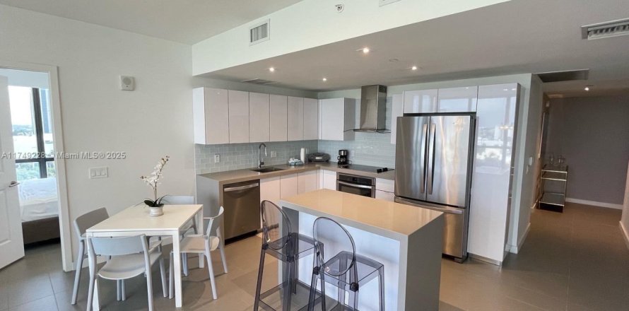 Condo à Miami, Floride, 2 chambres  № 1859910