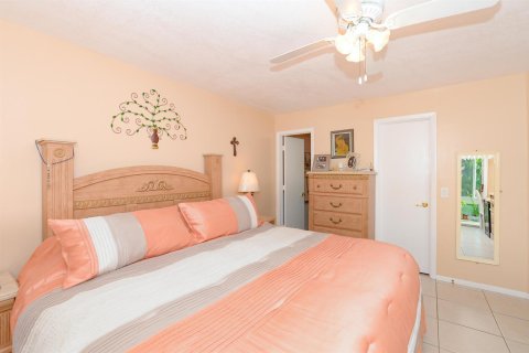 Condominio en venta en Port St. Lucie, Florida, 2 dormitorios, 108.7 m2 № 2078359 - foto 17