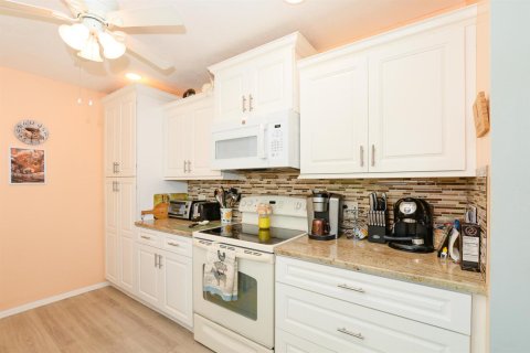 Condominio en venta en Port St. Lucie, Florida, 2 dormitorios, 108.7 m2 № 2078359 - foto 10