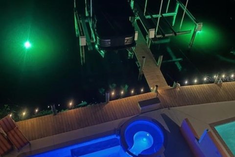 Купить таунхаус в Сарасота, Флорида 6 комнат, 299.89м2, № 1440396 - фото 3