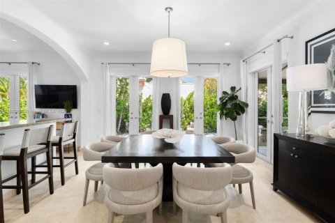 Casa en alquiler en Miami Beach, Florida, 6 dormitorios, 349.5 m2 № 2018305 - foto 14