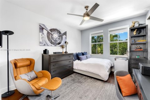 Casa en alquiler en Miami Beach, Florida, 6 dormitorios, 349.5 m2 № 2018305 - foto 27