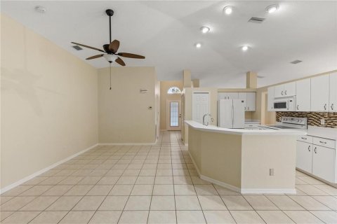 House in North Port, Florida 3 bedrooms, 172.43 sq.m. № 1754930 - photo 11