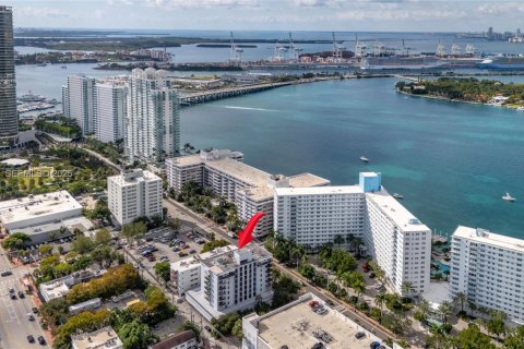 Condominio en venta en Miami Beach, Florida, 1 dormitorio, 53.98 m2 № 1987858 - foto 20