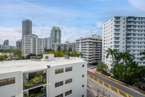 Condominio en venta en Miami Beach, Florida, 1 dormitorio, 53.98 m2 № 1987858 - foto 18