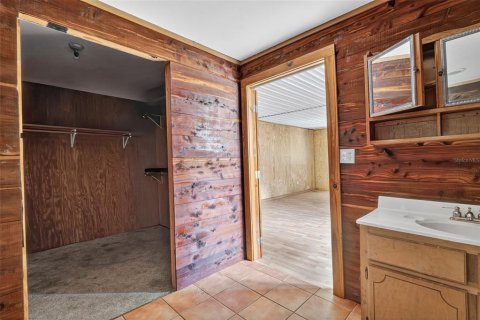 Casa en venta en Bell, Florida, 2 dormitorios, 210.24 m2 № 1914573 - foto 29