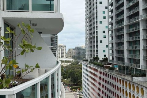 Condo in Miami, Florida, 1 bedroom  № 2003127 - photo 21