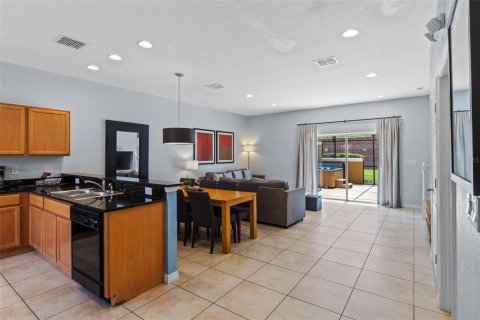 Touwnhouse à vendre à Kissimmee, Floride: 3 chambres, 136.57 m2 № 1821315 - photo 5