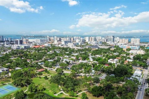 Propiedad comercial en venta en Sarasota, Florida, 348.38 m2 № 2208766 - foto 11