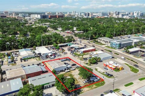 Propiedad comercial en venta en Sarasota, Florida, 348.38 m2 № 2208766 - foto 4