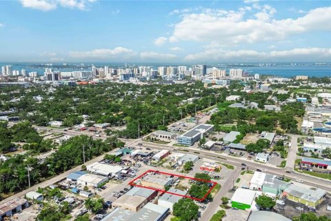 Propiedad comercial en venta en Sarasota, Florida, 348.38 m2 № 2208766 - foto 6