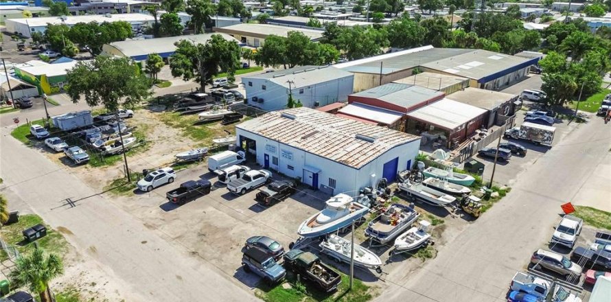 Propiedad comercial en Sarasota, Florida 348.38 m2 № 2208766