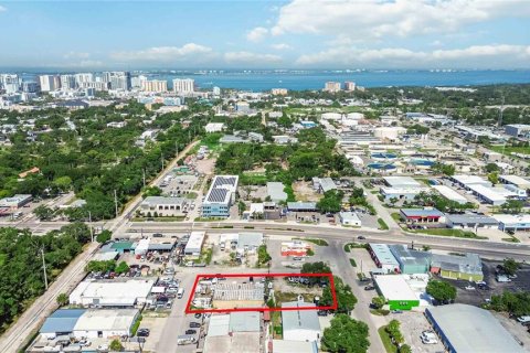Propiedad comercial en venta en Sarasota, Florida, 348.38 m2 № 2208766 - foto 3