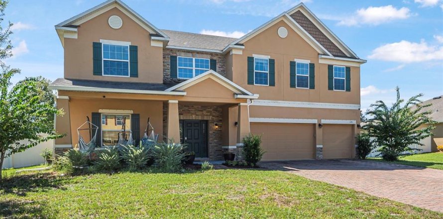 House in DeLand, Florida 7 bedrooms, 365.29 sq.m. № 1885485