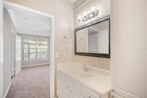 Condo in Tampa, Florida, 2 bedrooms  № 1717255 - photo 21
