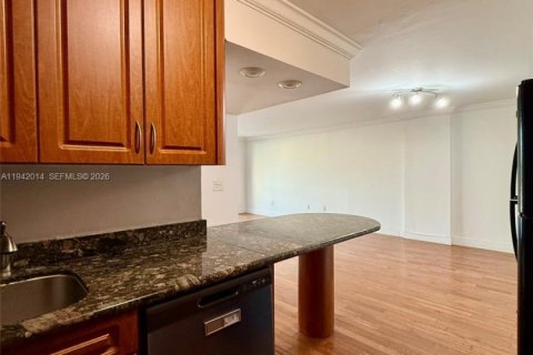 Copropriété à vendre à Miami Beach, Floride: 2 chambres, 88.26 m2 № 2031388 - photo 11