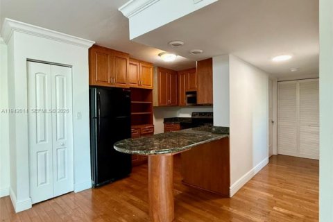 Copropriété à vendre à Miami Beach, Floride: 2 chambres, 88.26 m2 № 2031388 - photo 17