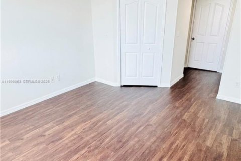 Copropriété à louer à Miami, Floride: 1 chambre, 70.23 m2 № 2060782 - photo 5