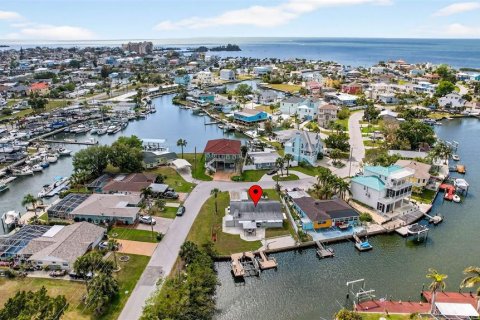 Casa en venta en Hudson, Florida, 2 dormitorios, 123.75 m2 № 2098735 - foto 2