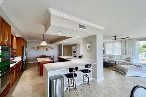 Condo in Hutchinson Island South, Florida, 3 bedrooms  № 1716476 - photo 23