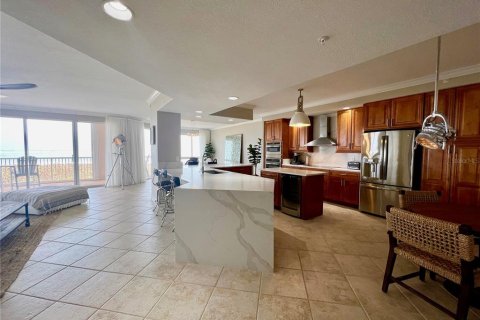 Condo in Hutchinson Island South, Florida, 3 bedrooms  № 1716476 - photo 12