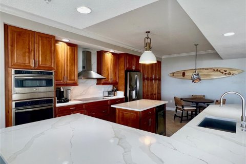 Condo in Hutchinson Island South, Florida, 3 bedrooms  № 1716476 - photo 16