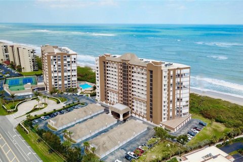 Condo in Hutchinson Island South, Florida, 3 bedrooms  № 1716476 - photo 1