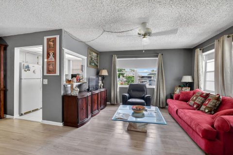Copropriété à vendre à Deerfield Beach, Floride: 1 chambre, 65.31 m2 № 2147131 - photo 2