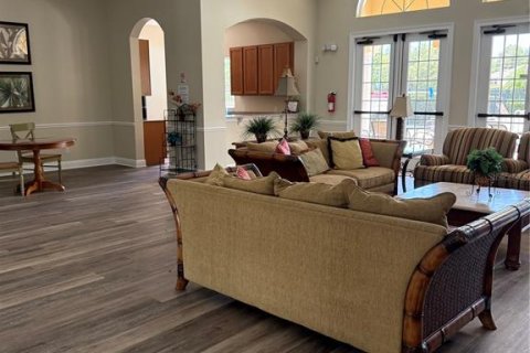 Townhouse in Winter Garden, Florida 3 bedrooms, 125.14 sq.m. № 1855765 - photo 9