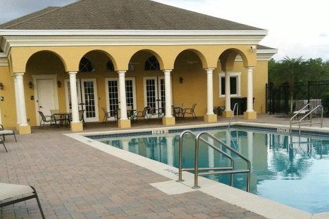 Townhouse in Winter Garden, Florida 3 bedrooms, 125.14 sq.m. № 1855765 - photo 19