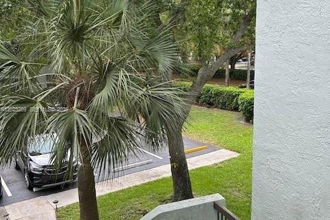 Снять в аренду кондоминиум в Коконат Крик, Флорида 3 спальни, 101.54м2, № 2087215 - фото 20