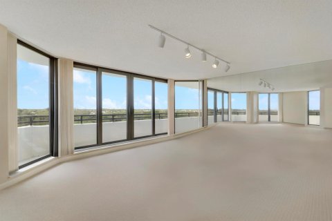 Condo in Jupiter, Florida, 3 bedrooms  № 2182987 - photo 11