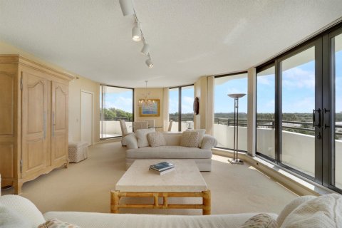 Condo in Jupiter, Florida, 3 bedrooms  № 2182987 - photo 10