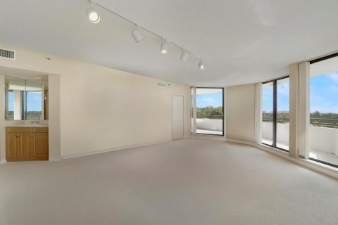 Condo in Jupiter, Florida, 3 bedrooms  № 2182987 - photo 13