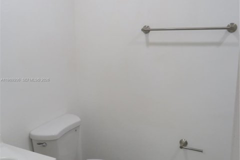 Купить кондоминиум в Майами, Флорида 2 спальни, 103.31м2, № 2051796 - фото 21