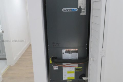 Купить кондоминиум в Майами, Флорида 2 спальни, 103.31м2, № 2051796 - фото 23