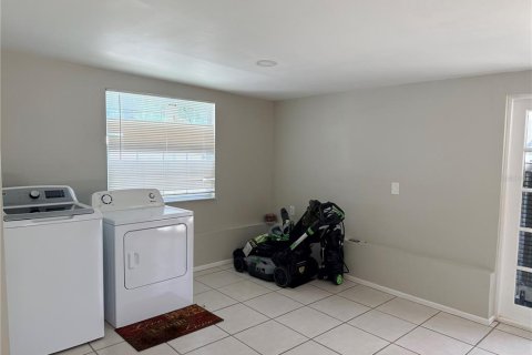 Villa ou maison à vendre à Tampa, Floride: 3 chambres, 123.93 m2 № 2314175 - photo 14