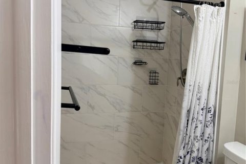 Villa ou maison à vendre à Tampa, Floride: 3 chambres, 123.93 m2 № 2314175 - photo 8