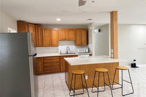 Villa ou maison à vendre à Tampa, Floride: 3 chambres, 123.93 m2 № 2314175 - photo 4
