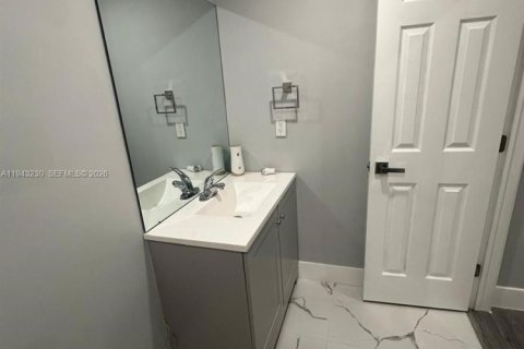 Appartement à louer à Homestead, Floride: 1 chambre № 1999546 - photo 3