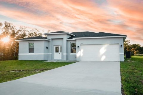 House in Lake Wales, Florida 4 bedrooms, 192.96 sq.m. № 1829889 - photo 1